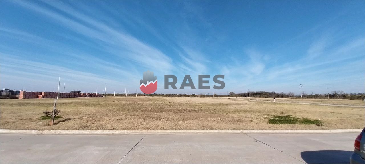 Terreno de 300 m² en Altos del Sur