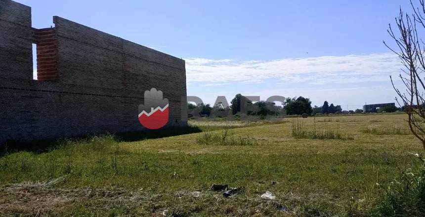 Terreno en Esperanza, ESTE con frente a calle RAFAELA · foto 2