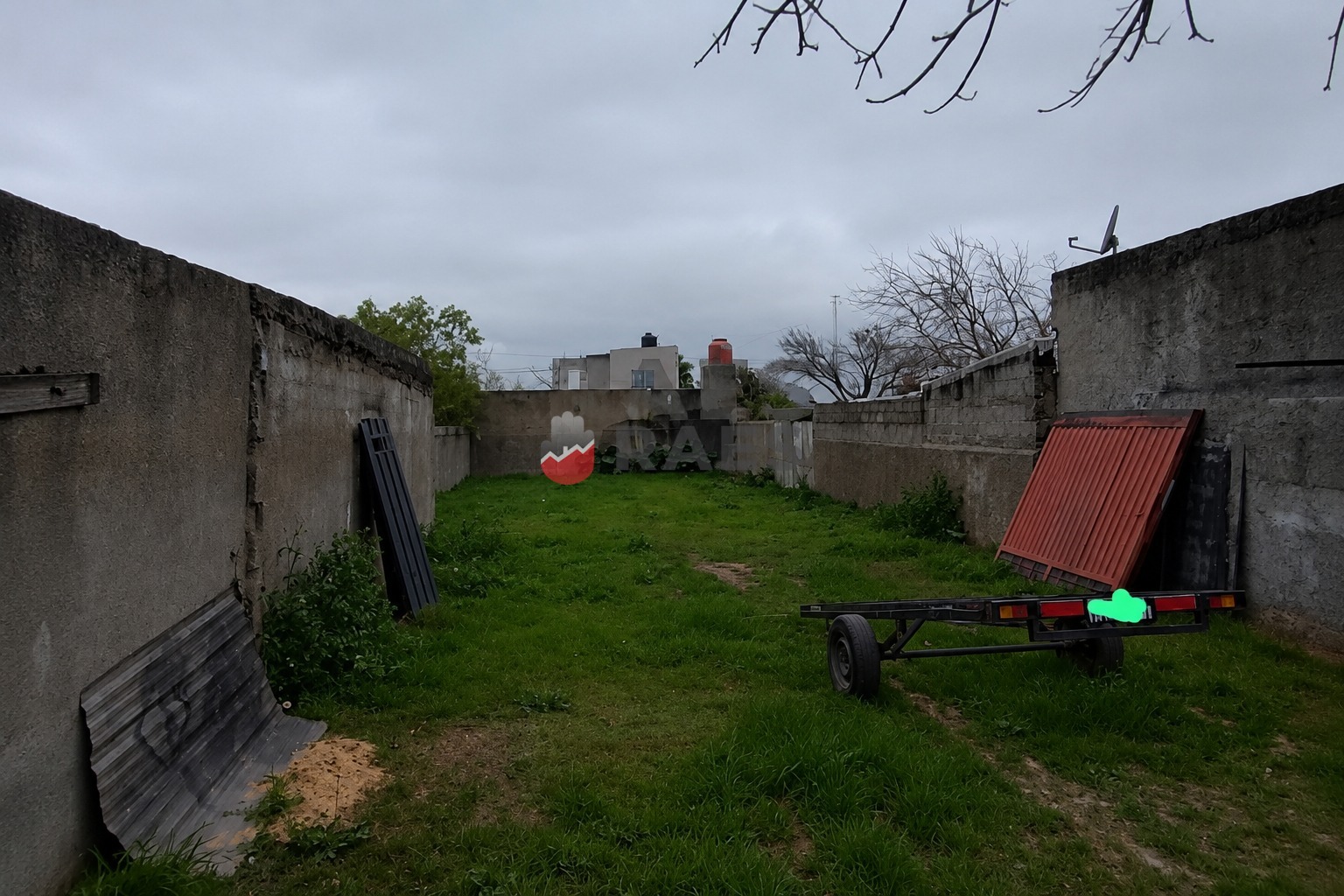Terreno de 270 m² en Guillermo Lehmann